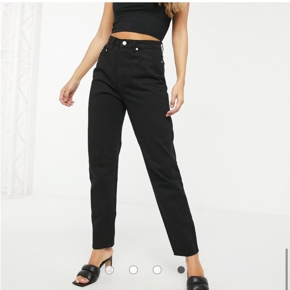 Missguided Riot High Rise Mom Jean - Picture 1 of 10